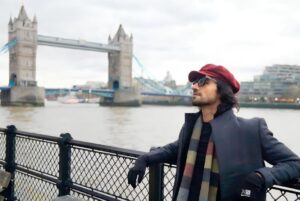 Harshad Chopda Instagram - Pick one
I wish I had posted them earlier.
I am glad I am posting them now. 

P.s- wishing lots of luck, health and prosperity for 2024
P.s.s- I pick both😀😃😄😁😆
#happynewyear
Pic credit- @anupma_shanker