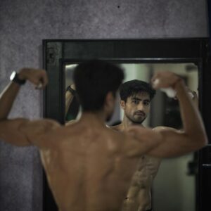 Harshad Chopda Instagram - When is the right time?
Whenever u find time.