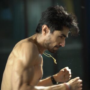 Harshad Chopda Instagram - When is the right time?
Whenever u find time.