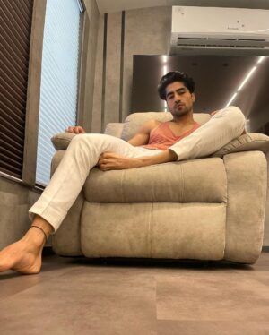 Harshad Chopda Instagram - Why do I feel like a fool 🤷🏻‍♂️🤷🏻‍♂️🤷🏻‍♂️

Happy fools day !

P.s- one fool makes many 😎