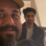 Harshad Chopda Instagram - Hmmmm…. Sometimes he doesn’t know what to say but he always feels. He will never tell you what to do but he will tell you what he wants to feel. Even when we get an off he doesn’t. Even when he gets an off he doesn’t. Loves his family his work and his food. Here is wishing the one and only (bada) gunda of DKP @rishimandial a very very happy birthday. Thank you sir for being part of this wonderful journey for giving me a hand every time we needed and for covering up for every crime we do. P.s- @gdimri how does @rishimandial and @vishal.desai13 do it?