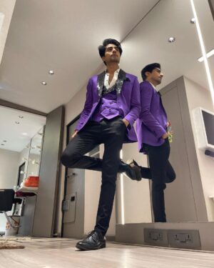 Harshad Chopda Instagram - And then there comes a day , when everything makes perfect sense.

#ravivaarwithstarparivaar #sunday #8pm #starplus #hotstar 

#selfportrait #selfclicked #diy #doityourself