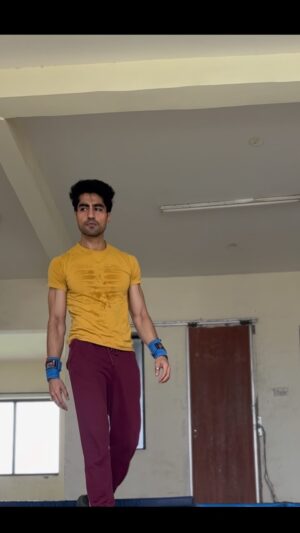 Harshad Chopda Instagram - Not wishing, nor planning, not hoping, nor expecting  just working to be the best of me.