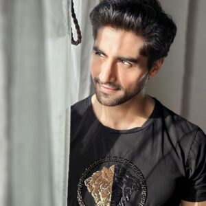 Harshad Chopda Instagram - The sooner the better. 
And that’s the post. 

Picture clicked by @jaffriarshad