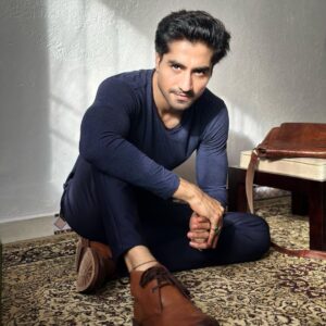 Harshad Chopda Instagram - I am a creature of habit , wait for me to get addicted and there’ll be no complaints . 

Pictures clicked by @jaffriarshad
