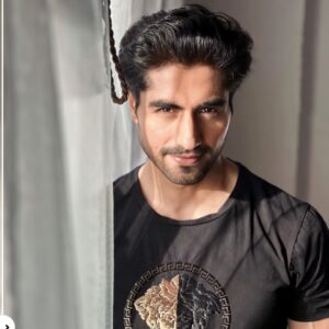 Harshad Chopda Instagram - The sooner the better. 
And that’s the post. 

Picture clicked by @jaffriarshad