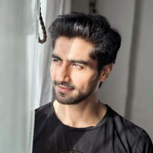 Harshad Chopda Instagram - The sooner the better. 
And that’s the post. 

Picture clicked by @jaffriarshad
