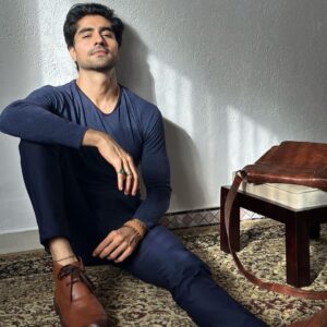 Harshad Chopda Instagram - I am a creature of habit , wait for me to get addicted and there’ll be no complaints . 

Pictures clicked by @jaffriarshad
