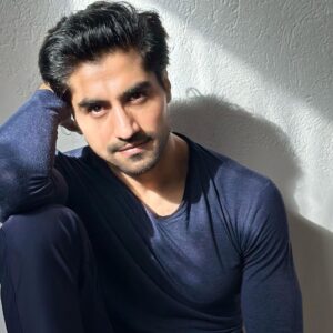 Harshad Chopda Instagram - I am a creature of habit , wait for me to get addicted and there’ll be no complaints . 

Pictures clicked by @jaffriarshad