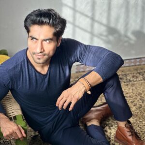 Harshad Chopda Instagram - I am a creature of habit , wait for me to get addicted and there’ll be no complaints . 

Pictures clicked by @jaffriarshad