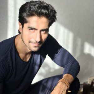 Harshad Chopda Instagram - I am a creature of habit , wait for me to get addicted and there’ll be no complaints . 

Pictures clicked by @jaffriarshad