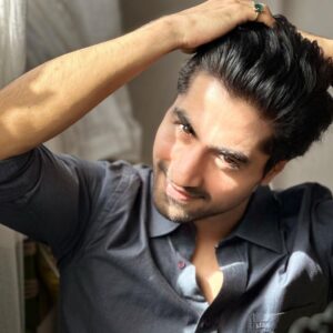 Harshad Chopda Instagram - Out of all the battles I have fought the toughest is to get ready on a rainy day and find sunlight!