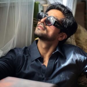 Harshad Chopda Instagram - Out of all the battles I have fought the toughest is to get ready on a rainy day and find sunlight!