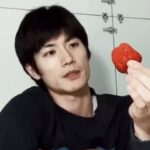 Haruma Miura Instagram - 皆様、日曜日どうお過ごしでしょうか？ JUJU さんから回して頂いた　#うたつなぎ 遅くなりすみません。 どなたに繋ぐか悩みに悩んだ結果…おこがましいとは思いましたが、北川悠仁さん @yujin_kitagawa にお願いをさせていただきました🙇🍀 とても光栄です🙌　　悠仁さんおねがいします☺️