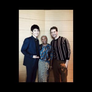 Haruma Miura Instagram - 今日は御二方とシンシアコンサートの囲み取材でした。楽しい時間でした！
@cynthiaerivo は若くして女王の風格漂うエレガンスな女性で　@matthewmorrison は優しくてユーモアのある男から見てもとてもカッコいいジェントルマンです。

16.17日、有楽町　国際フォーラムＡでお会いするのを楽しみにしています！🐎🤓
————————————————————————
We finally met for Cynthia concert!!
We had lovely time during interview
I was struggling to prepare for Cynthia concert every day
 I felt a little bit exhausted.

I think that because it was the first time for me to perform 5 songs in English on stage.

Now, I'm getting used to it and my confidence is increasing day by day.
Also she said that she’ll share her favorite songs to audience.
These words made me that I would just think about it.
I love sing. It’s easy.
Thank you for reminding me Cynthia!!
I’m looking forward to seeing you at the international Forum! Good night everyone.🐎🌙