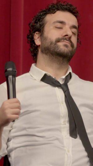 Hasan Can Kaya Instagram - Sevgililer gününüz kutlu olsun 😅❤️ #tb