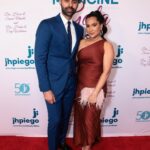 Hasan Minhaj Instagram – A VISIONARY AND ICON. Last night @jhpiego honored Beena with the ‘visionary’ award for her work with @vituitycares. This past year they’ve set up community clinics across the country providing free health services to thousands of folks in need. I couldn’t be more proud of her. 

Tomorrow night is the virtual gala and it’s free to attend. Click on the link in bio to register and support this amazing org.

I’ll get back to posting stand up clips with annoying font later 😎