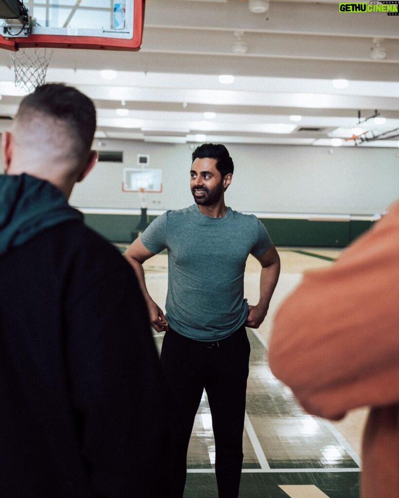 Hasan Minhaj Instagram - What I lack in athleticism, I make for with mind games. Tried beating @giannis_an34 at a game of HORSE. Click the link in bio to check out the full BTS.