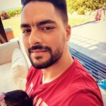 Hassan El Shafei Instagram - Chilling with my youngest princess ♥ #summer