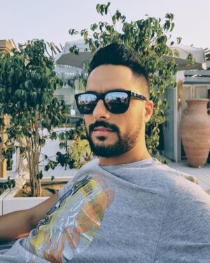 Hassan El Shafei Instagram - Enjoy the sun before it goes down ☀️
#HassanElShafei #sun