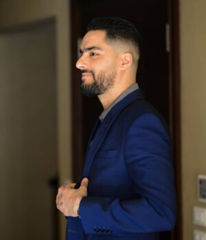 Hassan El Shafei Instagram - Dressing up 
#photooftheday #picoftheday #instagood