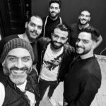 Hassan El Shafei Instagram - الناس دي تعبت معانا علشان نطلع حاجة تعجبكم، فاضل يوم على #قلبي_يحدثني The team behind the artwork ✨ @hanyadelofficial @marwanabdelalim @kareemgouda @afifdebes @mohamedelsha3er #حسن_الشافعي #هاني_عادل #soon #hassanelshafei #hanyadel #music