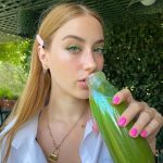 Hazal Kaya Instagram – Drink your veggies 🥦