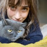 Hazal Kaya Instagram - Ağzıma pati yemeden hemen önce 💕 #dontposewithcats #igotwhatideserved