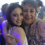 Hazal Kaya Instagram – Çok seviyorum çok!! İyi ki… #happymothersday 💕🌸