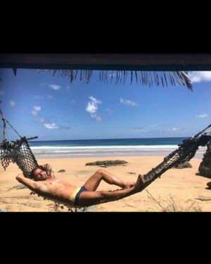 Henri Castelli Instagram - Noronha!!! Ilha mágica! Estou chegando hein!! #amonoronha❤️ 

https://www.instagram.com/reveillon.zemaria?igshid=NGVhN2U2NjQ0Yg== 

@atlantisdivers @dolphinnoronha @zemariasultanum @tucanoronha @discoveryassessoria