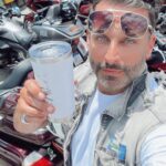 Henri Castelli Instagram - Gratidão, meu Deus, pela bênção e pelo privilégio de ganhar mais um ano de vida! Copacabana Beach Praia de Copacabana