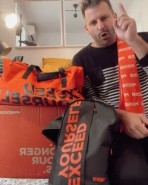 Henri Castelli Instagram - Hoje quero dividir com você uma novidade que muito me alegra!

Sou o mais novo embaixador da @prozis na Europa que é uma marca incrível e que conta com mais de 15 mil itens de absoluta qualidade e tecnologia de desenvolvimento de produtos voltados as mais diversas necessidades.

Clica lá no Link que deixei na minha Bio e deixe a Prozis te surpreender!

E é claro que tem cupom de desconto para celebrar essa parceria. Basta digitar o cupom CASTELLI para validar o seu desconto.

Obrigado @prozis por estamos ainda mais unidos! É uma honra estar com uma marca que preza tanto pela excelência!

#prozis #wellness #bemestar #saude #moda #alimentacao #publi
