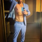 Henri Castelli Instagram - Bom dia meu povo!!! Levanta e bora trabalhar, O único lugar que o sucesso vem antes do trabalho é no dicionário! ✌️✌️✌️✌️ Manhattan, New York