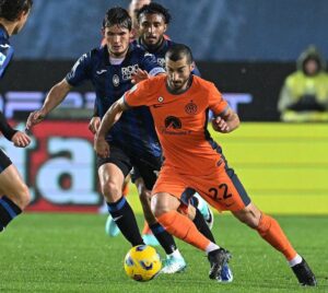Henrikh Mkhitaryan Instagram - Taking the three points in Bergamo💪🏼🖤💙 #Inter #ForzaInter #AtalantaInter #SerieA