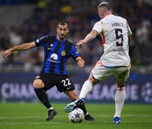 Henrikh Mkhitaryan Instagram - Andiamo avanti così! L’Europa chiama #inter 👊🏼⚽️🖤💙🐍 #interbenfica #championsleague #ucl