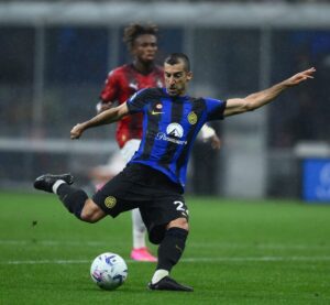 Henrikh Mkhitaryan Instagram - Good night Derby Winners😉🙌🏼💙 #derbymilano #forzainter #inter #intermilan