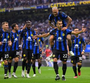 Henrikh Mkhitaryan Instagram - Good night Derby Winners😉🙌🏼💙 #derbymilano #forzainter #inter #intermilan