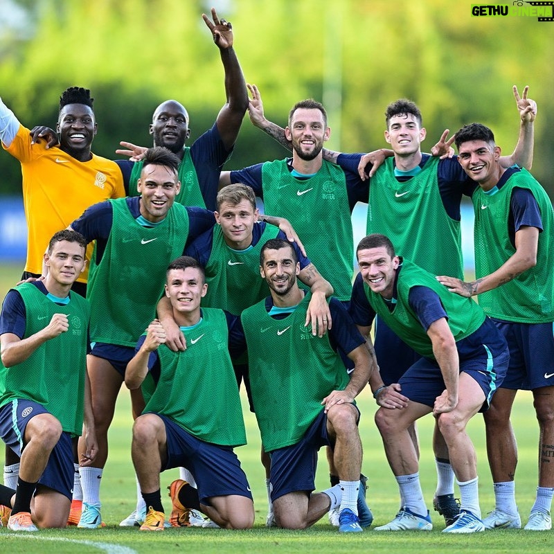 Henrikh Mkhitaryan Instagram - Fun time!! 🤩⚽️💪🏼 #Inter #Football #Training #ForzaInter