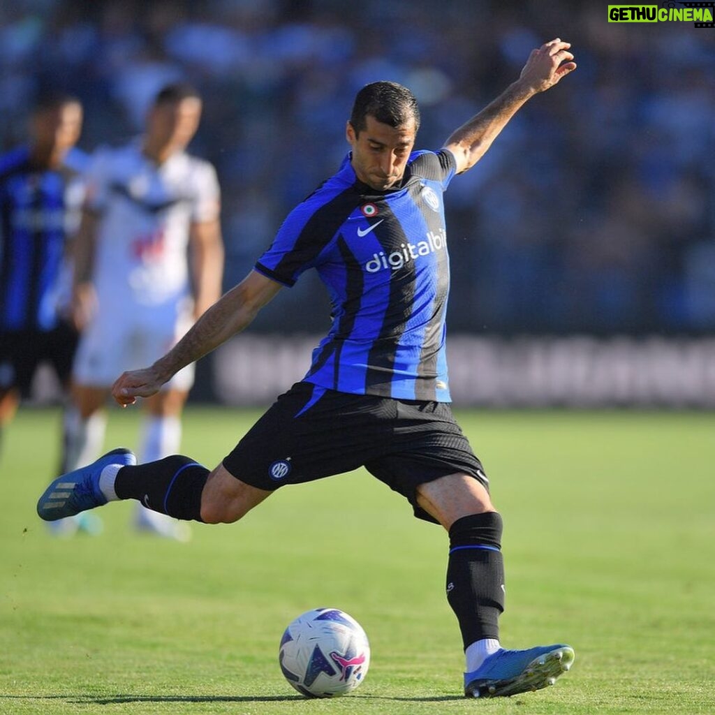 Henrikh Mkhitaryan Instagram - Debut as an @inter player 🔥⚫️🔵 #ForzaInter #Inter #Football #Friendly #WelcomeMkhitaryan