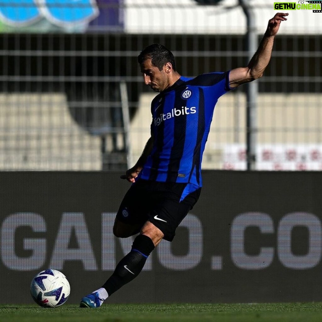 Henrikh Mkhitaryan Instagram - Debut as an @inter player 🔥⚫️🔵 #ForzaInter #Inter #Football #Friendly #WelcomeMkhitaryan