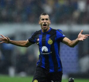 Henrikh Mkhitaryan Instagram - Good night Derby Winners😉🙌🏼💙 #derbymilano #forzainter #inter #intermilan