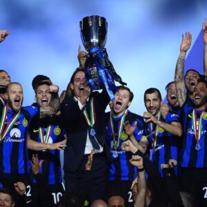 Henrikh Mkhitaryan Instagram - SUPER CAMPIONIIIII🏆😜💪🏼💨💨💨 #supercoppaitaliana #forzainter