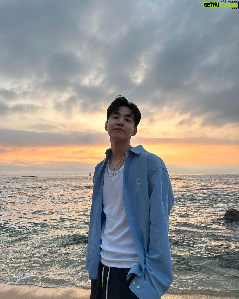 Henry Lau Instagram - what’s your summer sky lookin like? 🌤