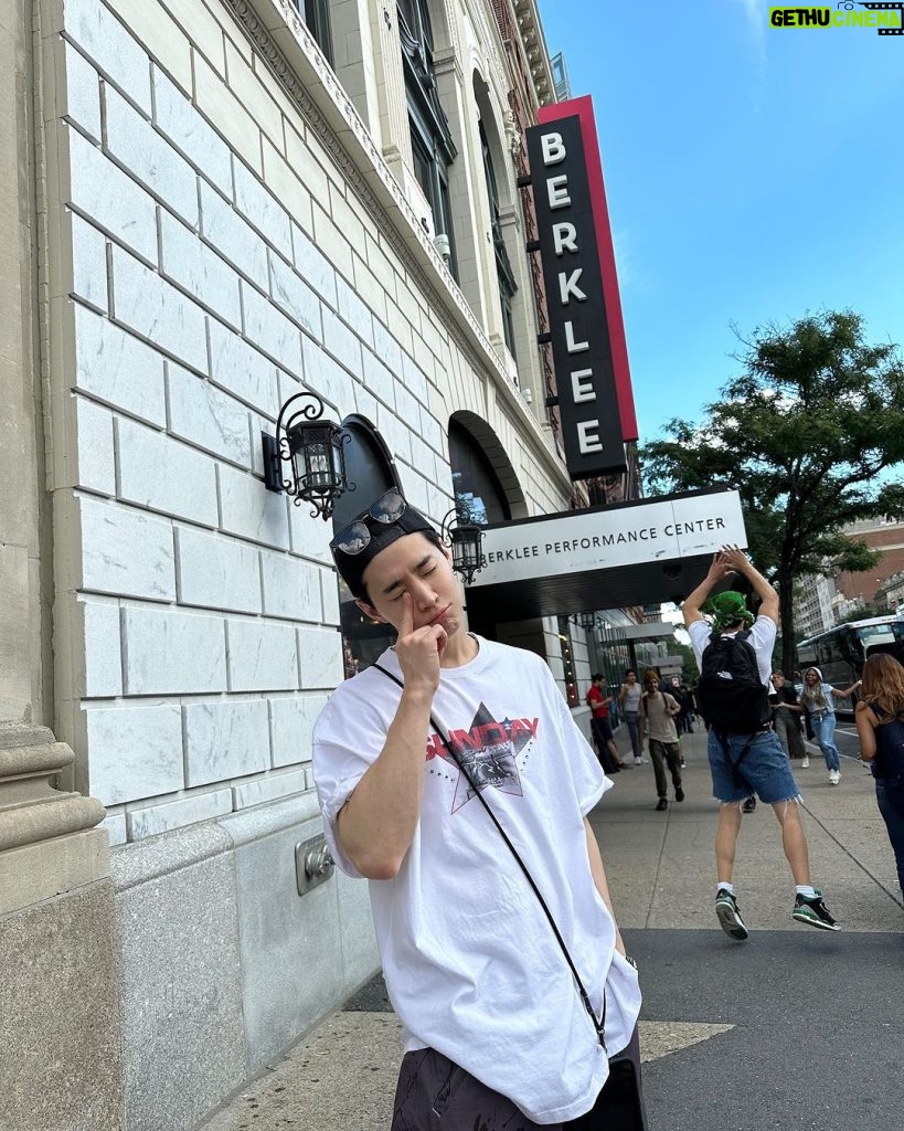 Henry Lau Instagram - wow it's been a while. 🧸 Berklee College of Music