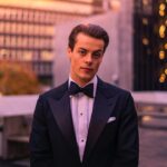 Herman Tømmeraas Instagram - Weeeell! Since Daniel Craig is stepping off as James Bond, I figured I might as well apply hahaha photo by @thomashartvig