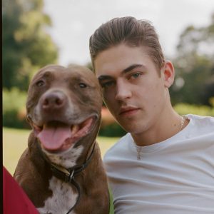 Hero Fiennes Tiffin Instagram - 👣🐾 @rosie_matheson @olichappers 📸