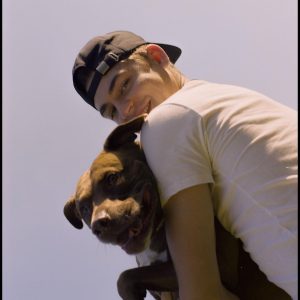 Hero Fiennes Tiffin Instagram - 👣🐾 @rosie_matheson @olichappers 📸
