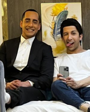 Hesham Gamal Instagram - كل سنه وانت طيب يا عمرو ويارب تكون انجح سنه في حياتك ان شاء الله 🤲🏻❤️ 
ويارب كمان يبقى وشك حلو عليا وعلى اول فيلم انتجه "تسليم أهالي" اللي نازل بعد بكره ان شاء الله 🤲🏻
وفرصه اني اشكرك في عيد ميلادك على انك ساعدتني في حاجات كتير اوي في الفيلم ده من وقت ما قررت انتجه لحد نزوله في اكبر تفاصيل واقل تفاصيل وحتى في الدعايا وافكار البوسترات 👏🏻
شكرا وانا مبسوط بجد بصداقتك وشغلنا مع بعض 💪🏻❤️