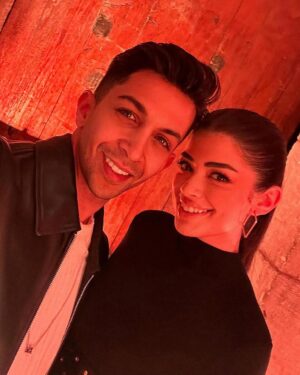 Hesham Gamal Instagram - events والله وارتبطت وبقيت بروح 🙄
انا بتغير ولا ايه ؟ 🤔
شطوره يا لولو 👏🏻❤️😅