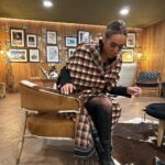 Hilona Gos Instagram - WOMEN WIN ✊ Que la femme sois respectée, protégée et aimée à sa juste valeur, pas simplement en cette journée mais toute l’année. Et je veux même dire mieux, que l’humain ce respecte, d’avantage, car quand je vois certaines choses, je me dit que l’humanité est mal barrée. Plus aucune étique, ni respect, des façons de raisonner et de traiter son semblable comme s’il ne l’était plus. Avant de juger ou donner votre avis, qu’il sois bon ou mauvais, mettez-vous à la place des gens et dites-vous: et moi, j’aurais fait quoi moi? Moi aujourd’hui je peux vous le dire je me sens bien dans mes baskets parce que j’ai fini de me cacher, et je ne serais plus une victimes mais une guerrière. Soyez ce que vous voulez être, et battez vous pour ça, personne ne le fera pour à votre place, ça je vous l’assure. 🙏 @ecrinblanccourchevel Ecrin Blanc Courchevel